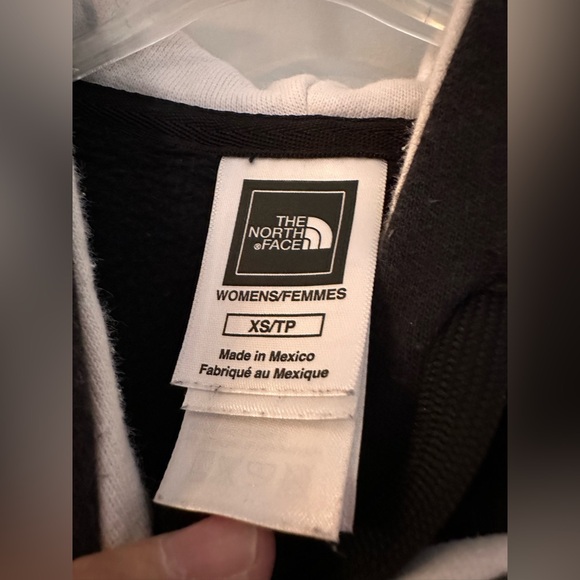 The North Face Black Hoodie - Picture 3 of 3